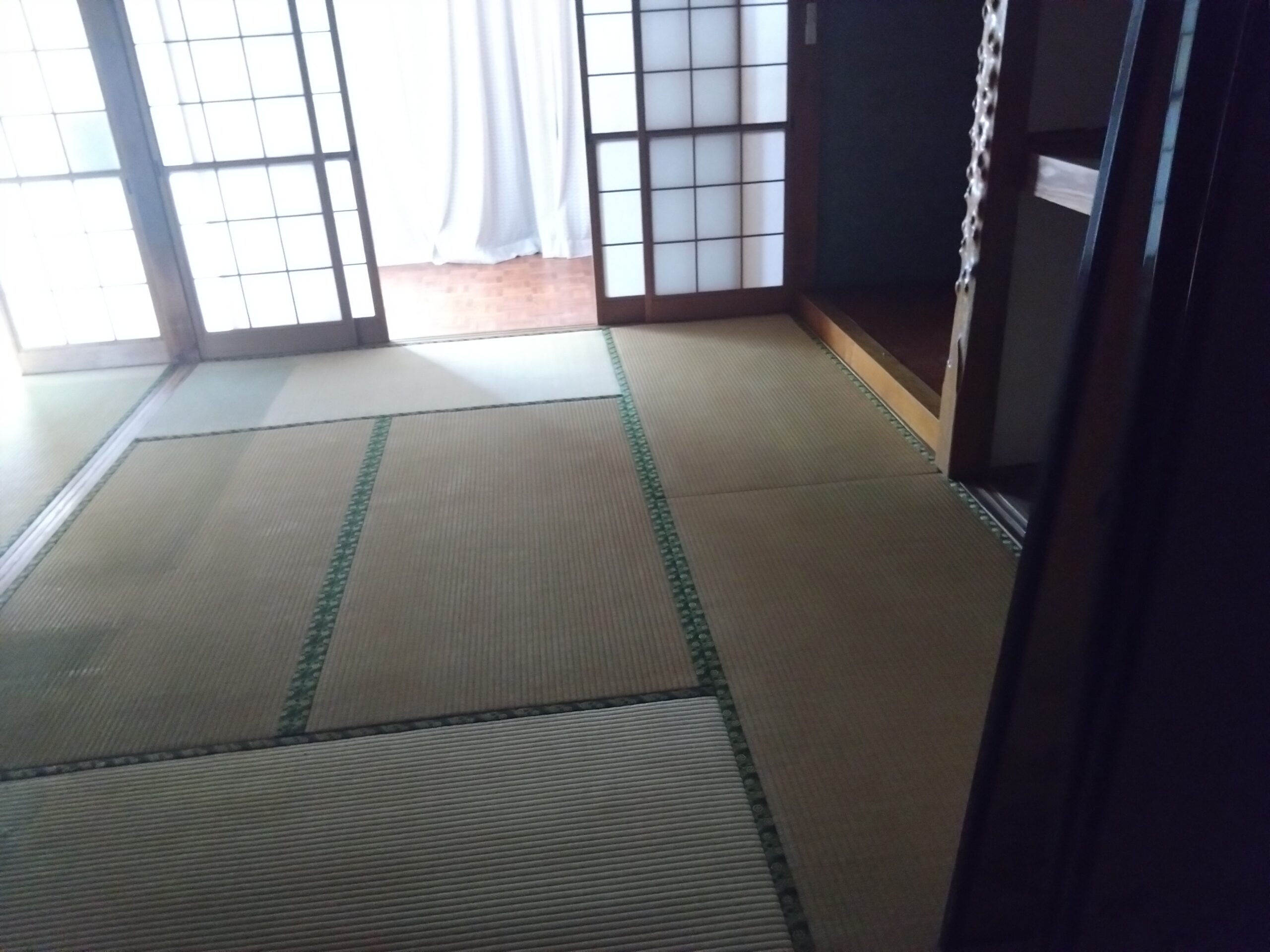 片づけ後に広くなった実家の和室